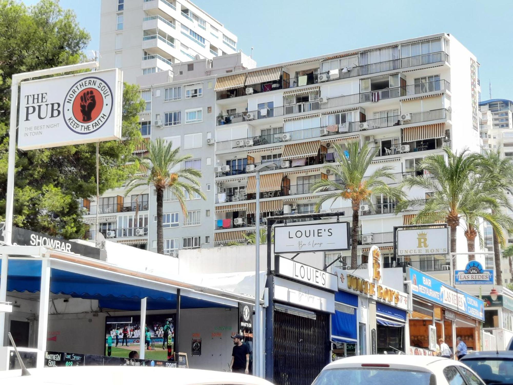 Happy Loix Wifi Aa Garage Pool Apartment Benidorm Exterior photo